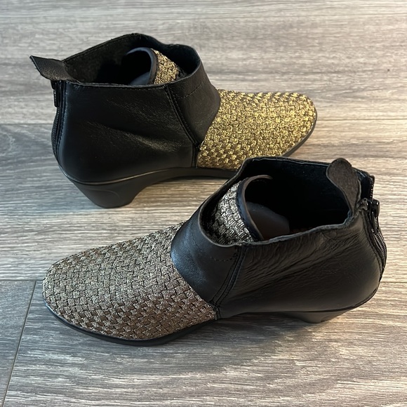 Bernie Mev. ankle booties - Picture 11 of 12
